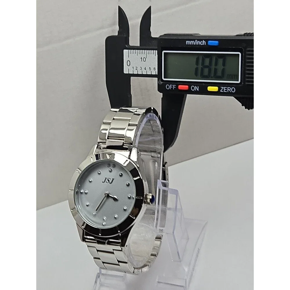VISIONU item shows